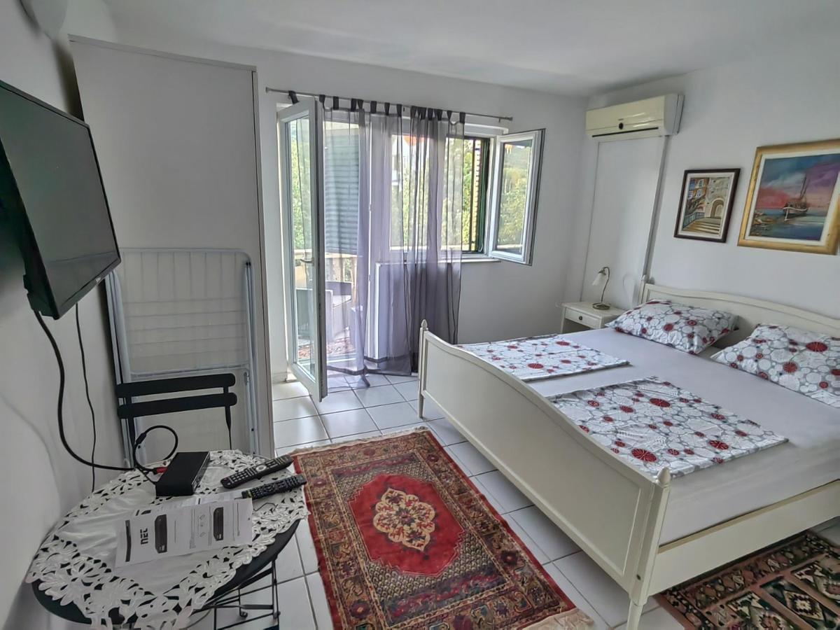 Apartments Vejo コルチュラ エクステリア 写真